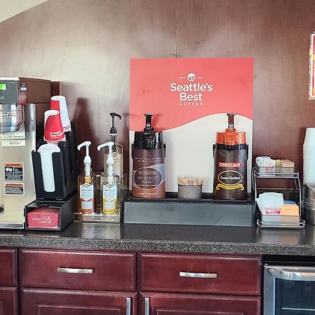 Boarders Inn And Suites By Cobblestone Lamar Missouri Buitenkant foto