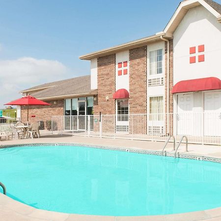 Boarders Inn And Suites By Cobblestone Lamar Missouri Buitenkant foto