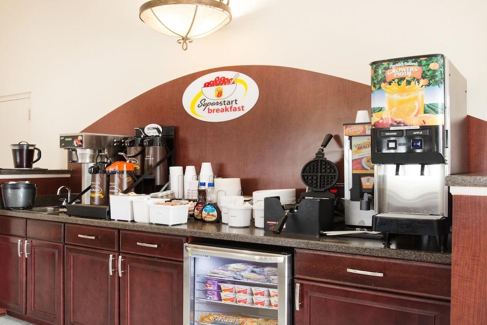 Boarders Inn And Suites By Cobblestone Lamar Missouri Buitenkant foto