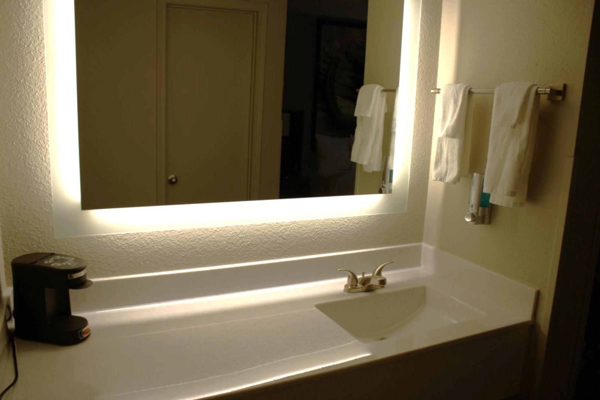 Boarders Inn And Suites By Cobblestone Lamar Missouri Buitenkant foto