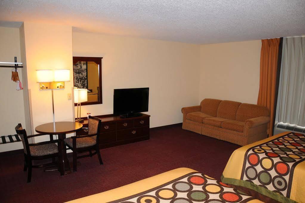 Boarders Inn And Suites By Cobblestone Lamar Missouri Buitenkant foto